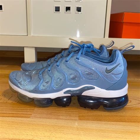 nike vapormax plus weiß blaue sohle|nike vapormax schwarz weiß.